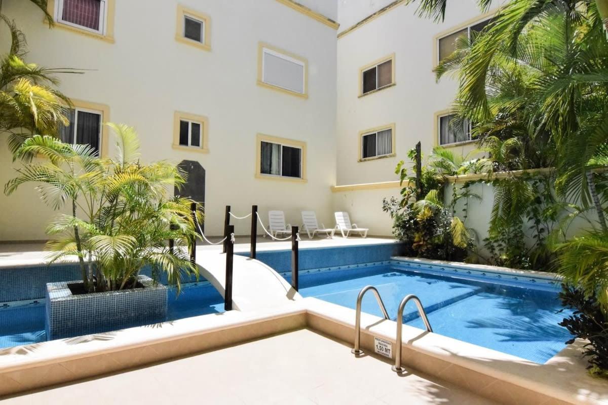 Modern Condo, Just Steps To Mamitas & 5th Apartamento Playa del Carmen