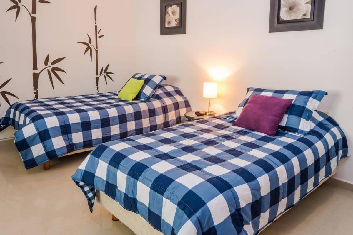 Modern Condo, Just Steps To Mamitas & 5th Playa del Carmen